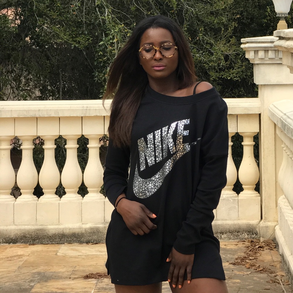 Nike sweater